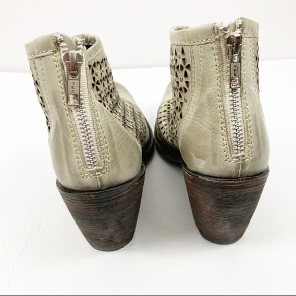 Independent Boot Co Laser-cut Gray Leather Boots Size 9 - Picture 12 of 12